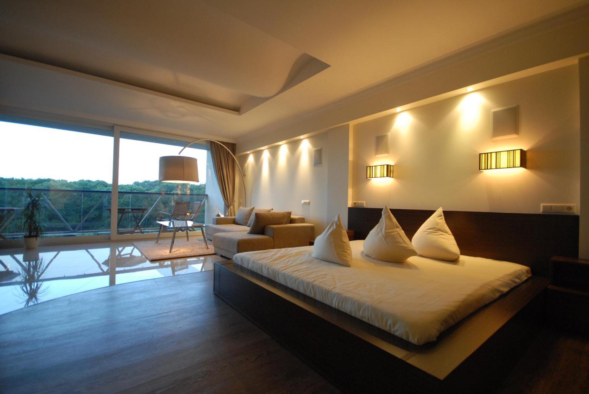 Sky-high Sauna Penthouse Retreat With Views Huoneisto *